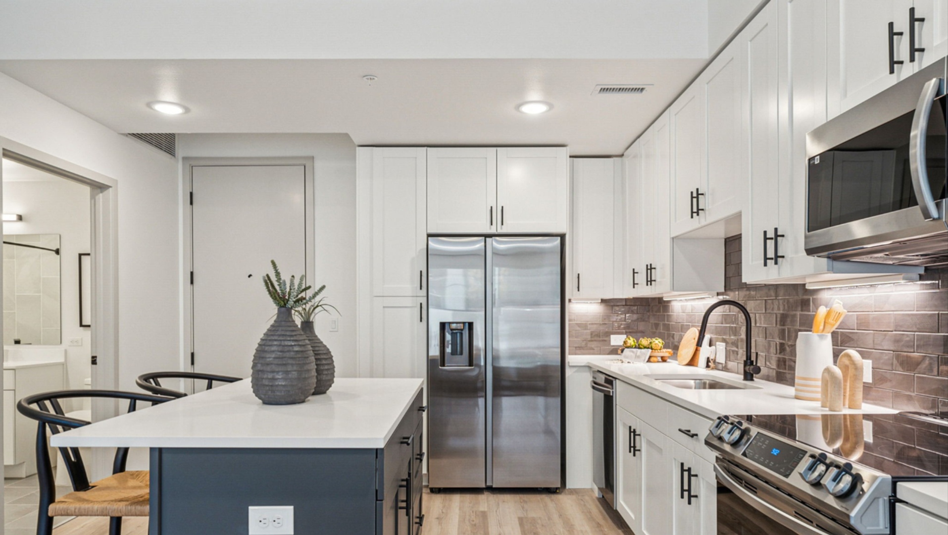 Kitchen in one of Arden's luxury apartments in Englewood, CO